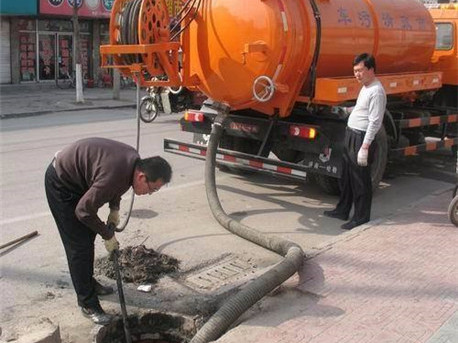 邕宁清掏化粪池，健康生活从这里开始